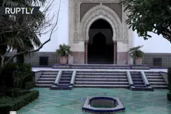 Video: Wiedereröffnung der Großen Moschee von Paris / Der Gebetsruf ertönt nochmals