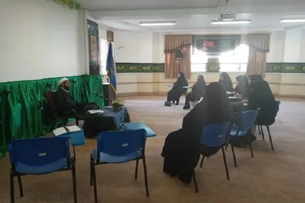 برگزاری نشست اخلاقی ویژه طلاب جدیدالورود در محلات