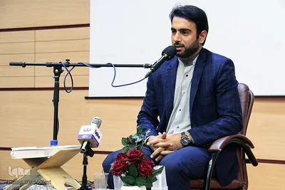 ​محفل انس با قرآن و جشن مبعث پیامبر اکرم(ص)
