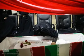 وداع با پیکر شهید محمد رونقی پس از ۲۹ سال
