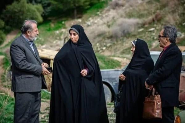 شبکه دو «وضعیت زرد» پیدا می‌کند