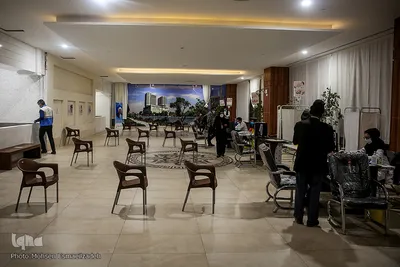 روند کاهشی مراجعه مردم به مراکز واکسیناسیون در مشهد
