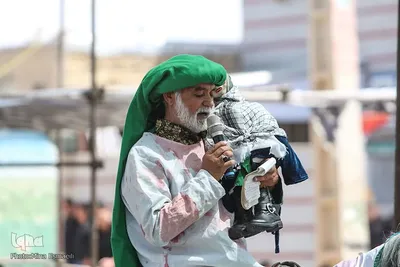 برپایی مراسم تعزیه‌خوانی و نخل‌گردانی در روستای شهوه استان مرکزی