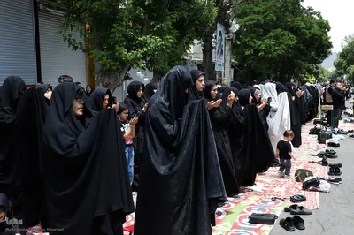 اقامه نماز ظهر عاشورا در اهر