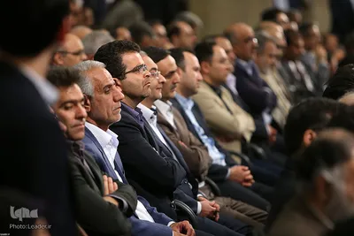 دیدار جمعی از استادان، نخبگان و پژوهشگران دانشگاه‌ها با مقام معظم رهبری