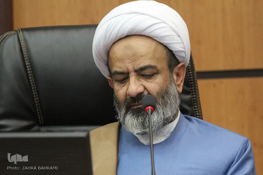 نظام اداری کشور منفعل و بی‌انگیزه است