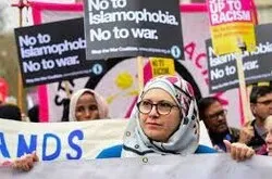 Le prochain premier ministre britannique appelé à contrer l'islamophobie