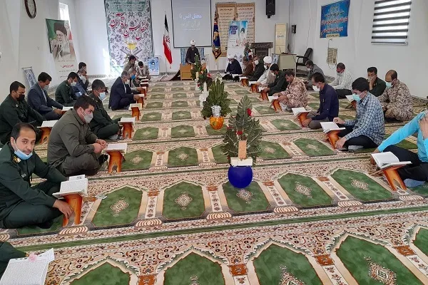 برگزاری محفل انس با قرآن کریم در هیرمند