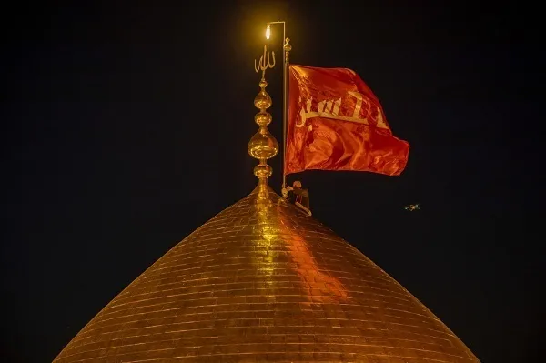 Imam Hussein Shrine’s Flag to Be Replaced Tuesday