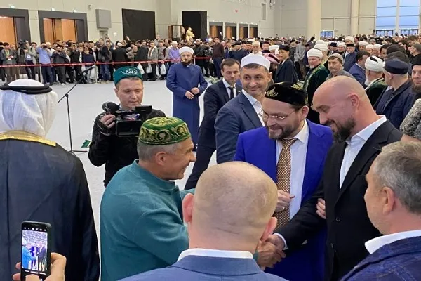 Минниханов принимает участие в XI Республиканском ифтаре