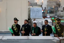 تعویض پرچم حرم حضرت عبدالعظیم(ع)