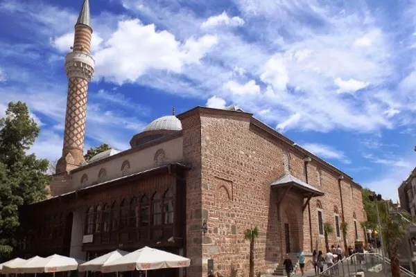 مسجد «ژومایا»؛ عبادتگاه فعال مسلمانان در بلغارستان + عکس
