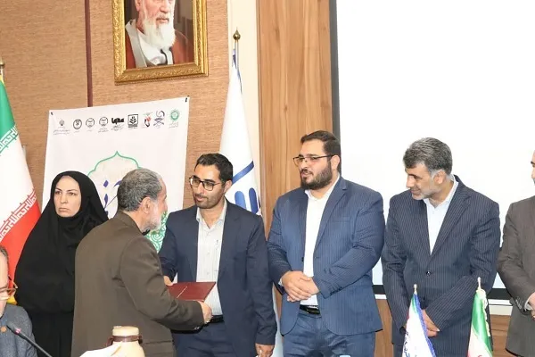 تجلیل از مفاخر، نخبگان و ممتازان قرآنی استان در دانشگاه مازندران