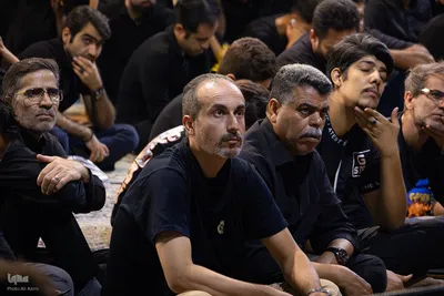 مجلس عزاداری حسینی در هیئت عاشورائیان اصفهان