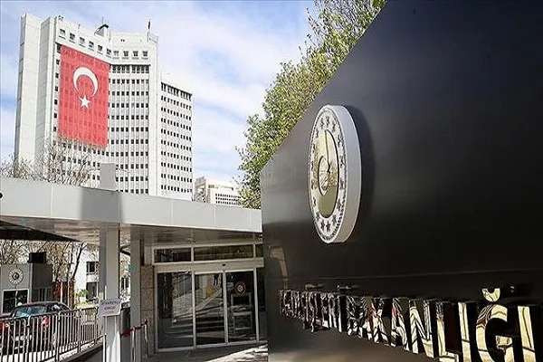 Türkiye'den Almanya'daki Müslüman mezar saldırılarına tepki