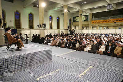 دیدار اعضای کنگره نقش شیعه درگسترش‌علوم‌اسلامی با رهبرانقلاب