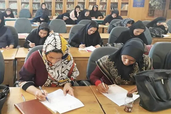 برپایی دوره‌ تربیت مربی مهد کودک با همکاری جهاددانشگاهی