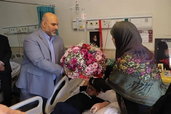 خدمات کادر درمان و پرستاری ستودنی است