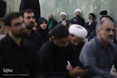 غبارروبی مضجع شریف حضرت معصومه(س) با حضور خبرنگاران