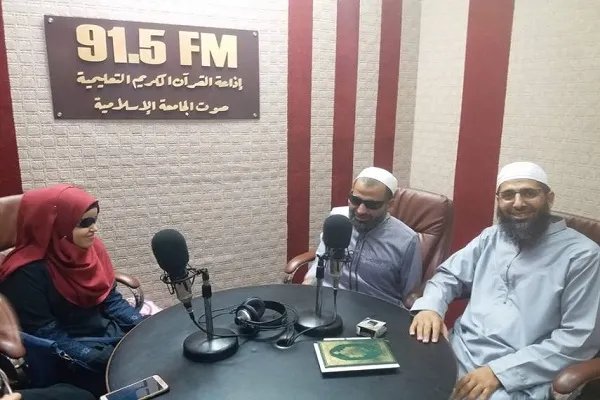 موفقیت دختر نابینای فلسطینی در کسب اجازه‌نامه قرائت قرآن
 