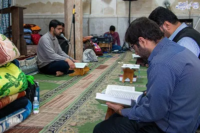اعتکاف در مسجد آقابابا خان