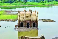 বিহারে ৩০ বছর পর ভেসে উঠল শতবর্ষী মসজিদ