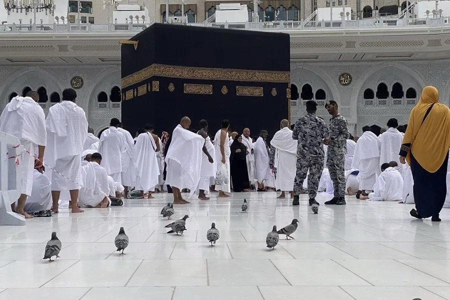 Ipinatapon ng Saudi Arabia ang Mahigit 8,000 Bago ang Hajj sa Pagdakit sa Ilegal na mga Naninirahan