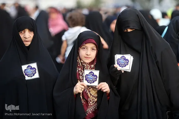 عفاف و حجاب تکریم انسان است