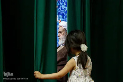 برنامه اذان‌گاهی و تلاوت قرآن در حسینیه هدایت