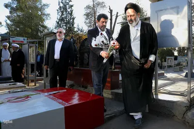 ادای احترام مسئولان حج و زیارت به شهدای منا و مکه