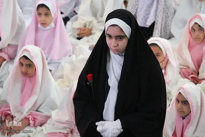 جشن تکلیف ۱۵۰۰دختر ملایری