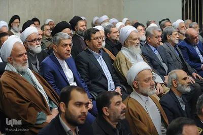 دیدار مسئولان نظام و میهمانان کنفرانس وحدت اسلامى‌ با رهبر انقلاب