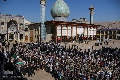 خاکسپاری پیکر مطهر ۶ شهید حمله تروریستی در حرم شاهچراغ(ع)