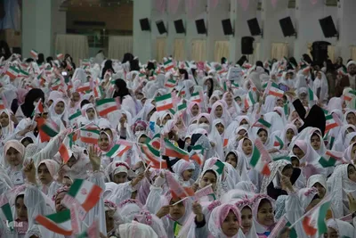 جشن تکلیف ۵ هزار نفری دختران در تبریز