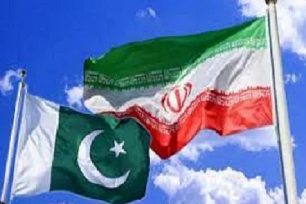   پاکستان په ایران د هوايي سفرپه تگ راتگ لگولی بندیزختم کړ