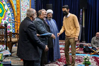 محفل ماهیانه قرآنیان اراک‎