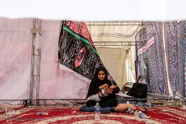زائران و موکب‌داران در پایانه مرزی چذابه