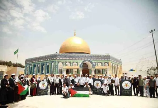 طهران تستضيف عائلات الشهداء الفلسطينيين