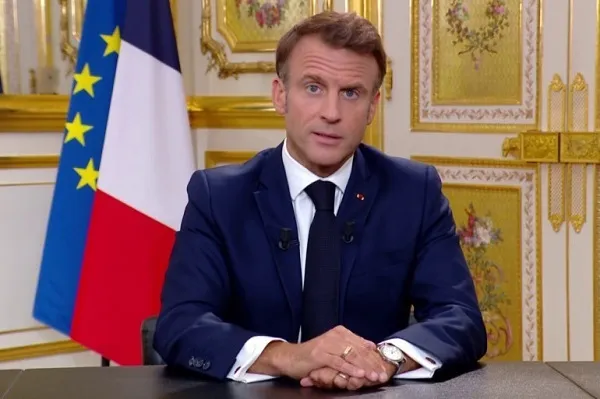 Macron appelle à recenser les fichés radicalisés expulsables