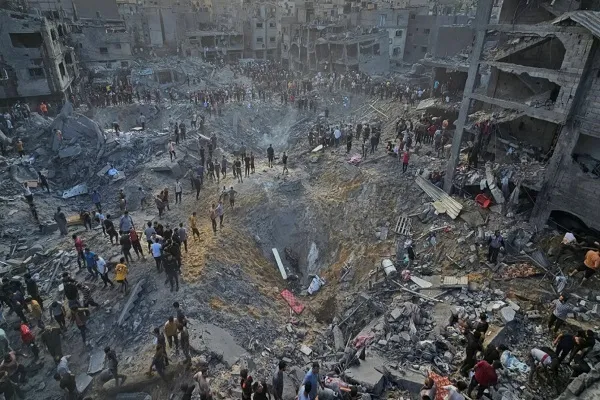 Yaralı bir Filistinlinin Kur’an tilaveti