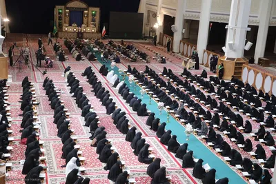 جزءخوانی قرآن کریم در حرم شاهچراغ (ع)
