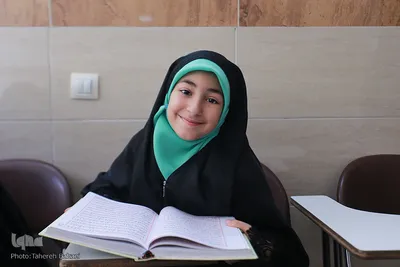 ضحی میوند، حافظ هشت ساله کل قرآن کریم در کلاس آموزش حفظ قران