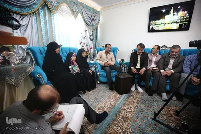 دیدار نمایندگان جامعه قرآنی با خانواده شهید مدافع حرم «مرتضی کریمی»
