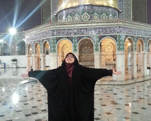 رنگ خدا بر زندگی کوتاه فاطمه