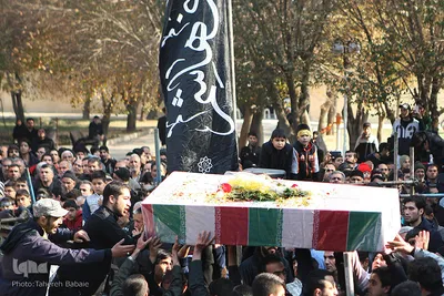 تشییع پیکر دو شهید گمنام در نعمت آباد تهران