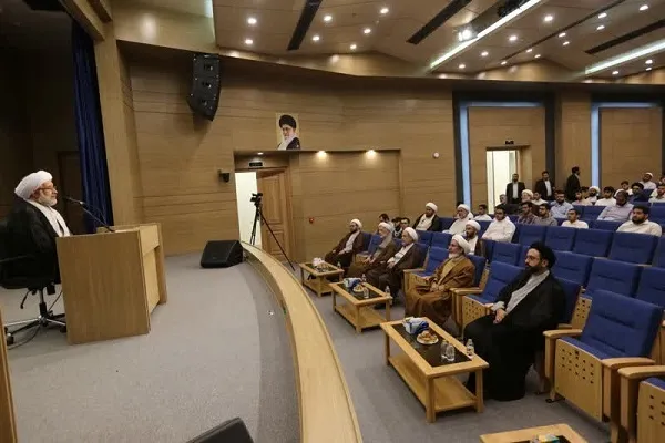 انقلاب اسلامی، افق‌های فراوانی را برای حوزه‌های علمیه گشود