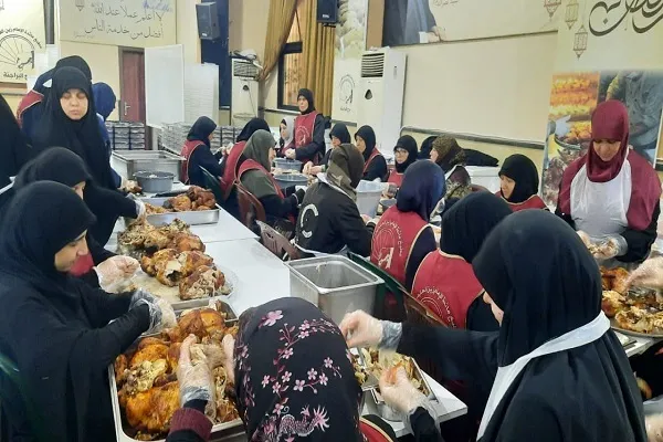 سفره اطعام «امام زین‌العابدین(ع)» حزب‌الله برای نیازمندان سراسر لبنان + عکس و فیلم