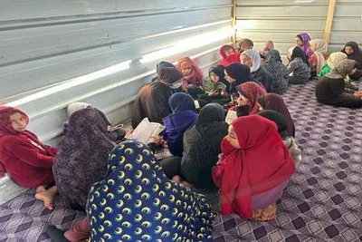 Palästinensische Vertriebene in Zentren zum Auswendiglernen des Korans