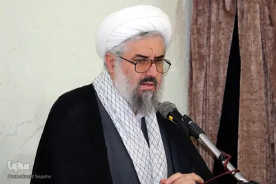 دیدار جمعی از مربیان امور تربیتی ملایر با حجت الاسلام ارزنده، امام جمعه این شهرستان