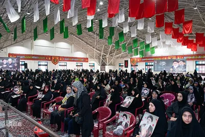 مراسم اربعین شهدای خدمت در اصفهان